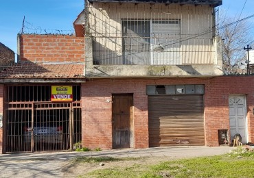 Vivienda con local en venta sobre lote de 10 x 30 mts.