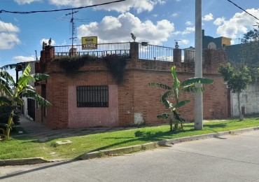CASA EN VENTA LAFERRERE DE TRES AMBIENTES. TODOS LOS SERVICIOS.