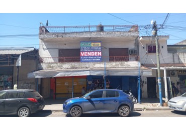 VIVIENDA CON LOCAL EN GREGORIO DE LAFERRERE.