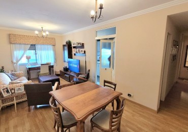 DEPARTAMENTO EN VENTA. CIUDAD EVITA, 4 AMBIENTES. EDIFICIO EL ESPORAL.